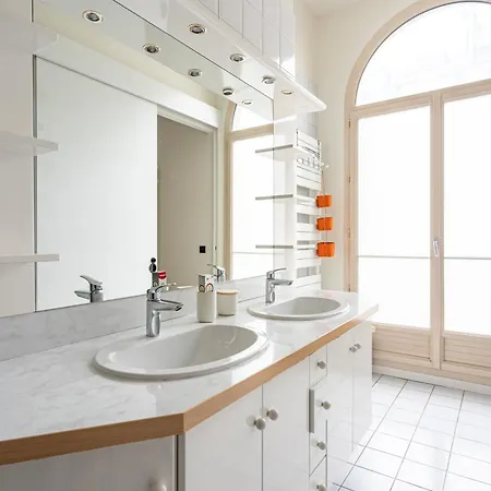 Luxury 4 Bedroom Eiffel Tower View Paris Extérieur photo