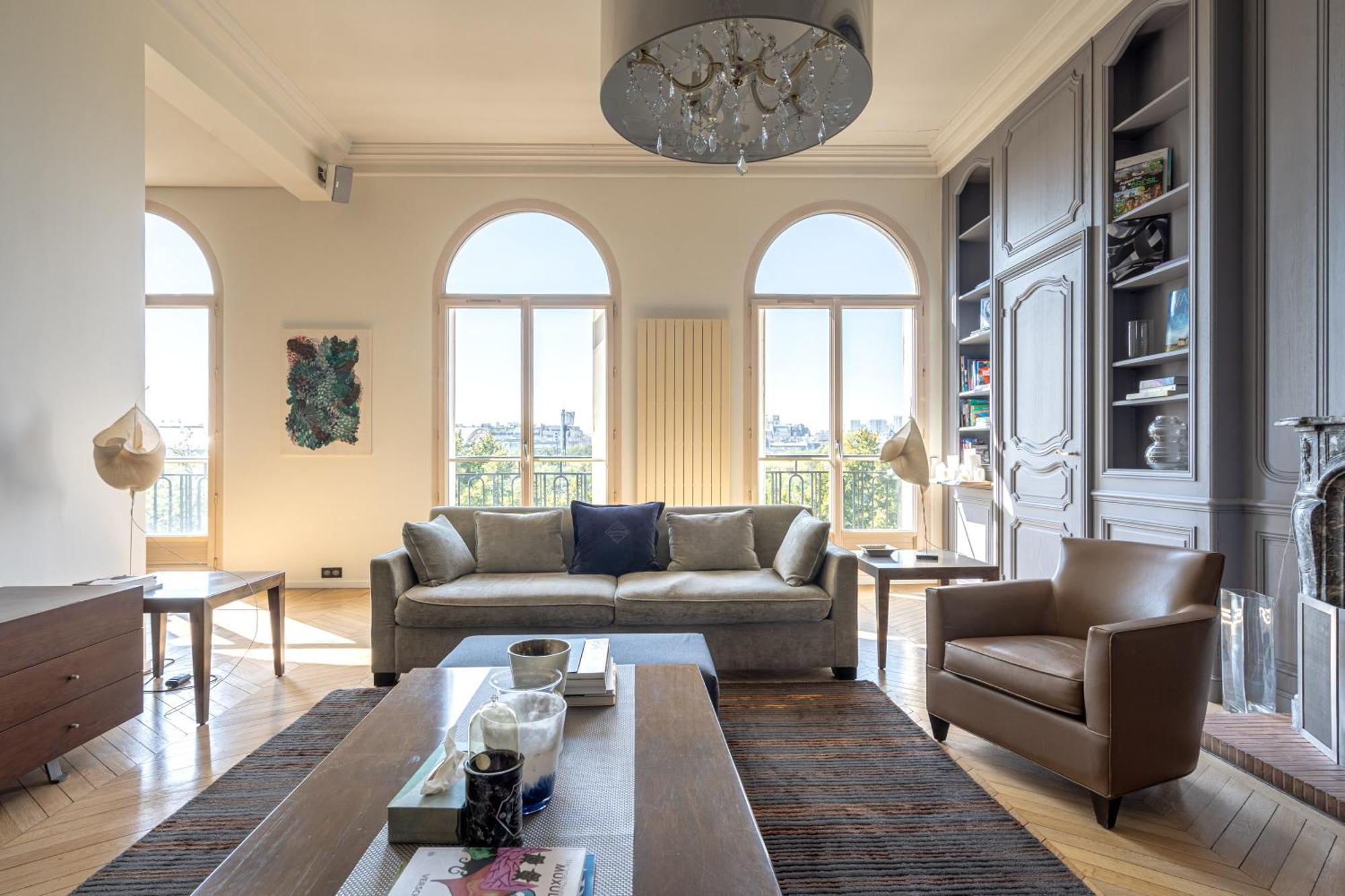 Luxury 4 Bedroom Eiffel Tower View Apartamento *